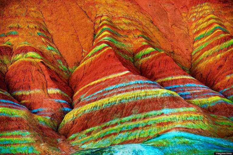 Le Montagne Arcobaleno cinesi che sembrano dipinte