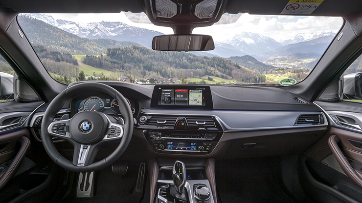 BMW M550ix Drive