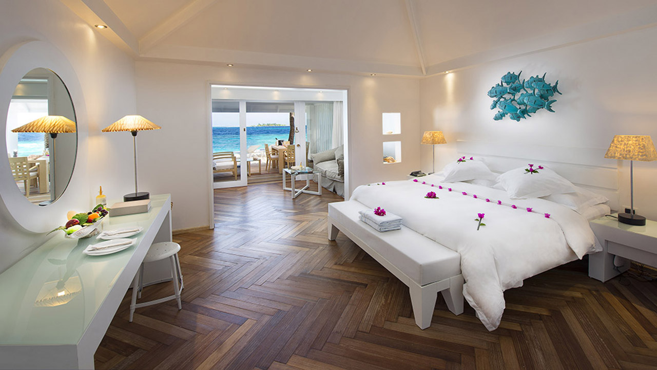 Diamonds Thudufushi Resort