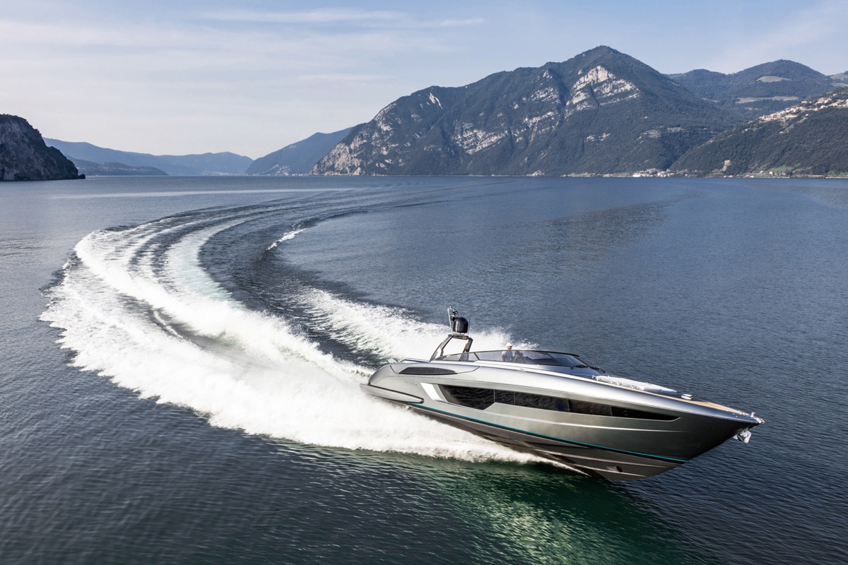 RIVA RIVALE 56