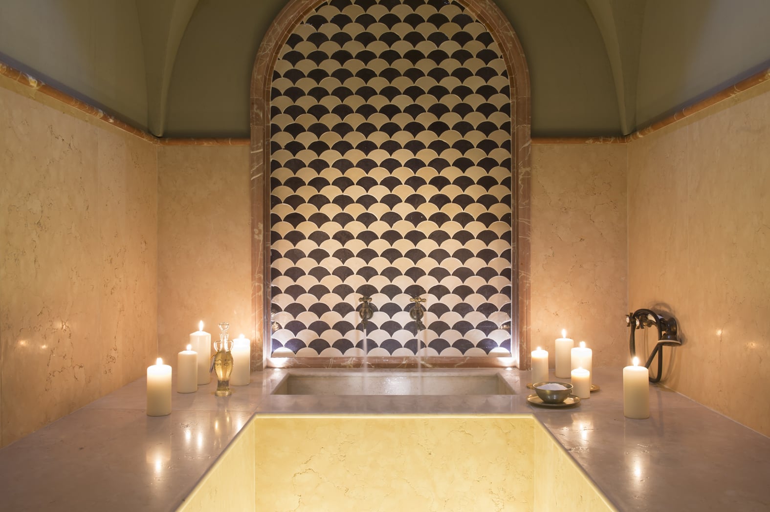 Palazzo Parigi Hotel