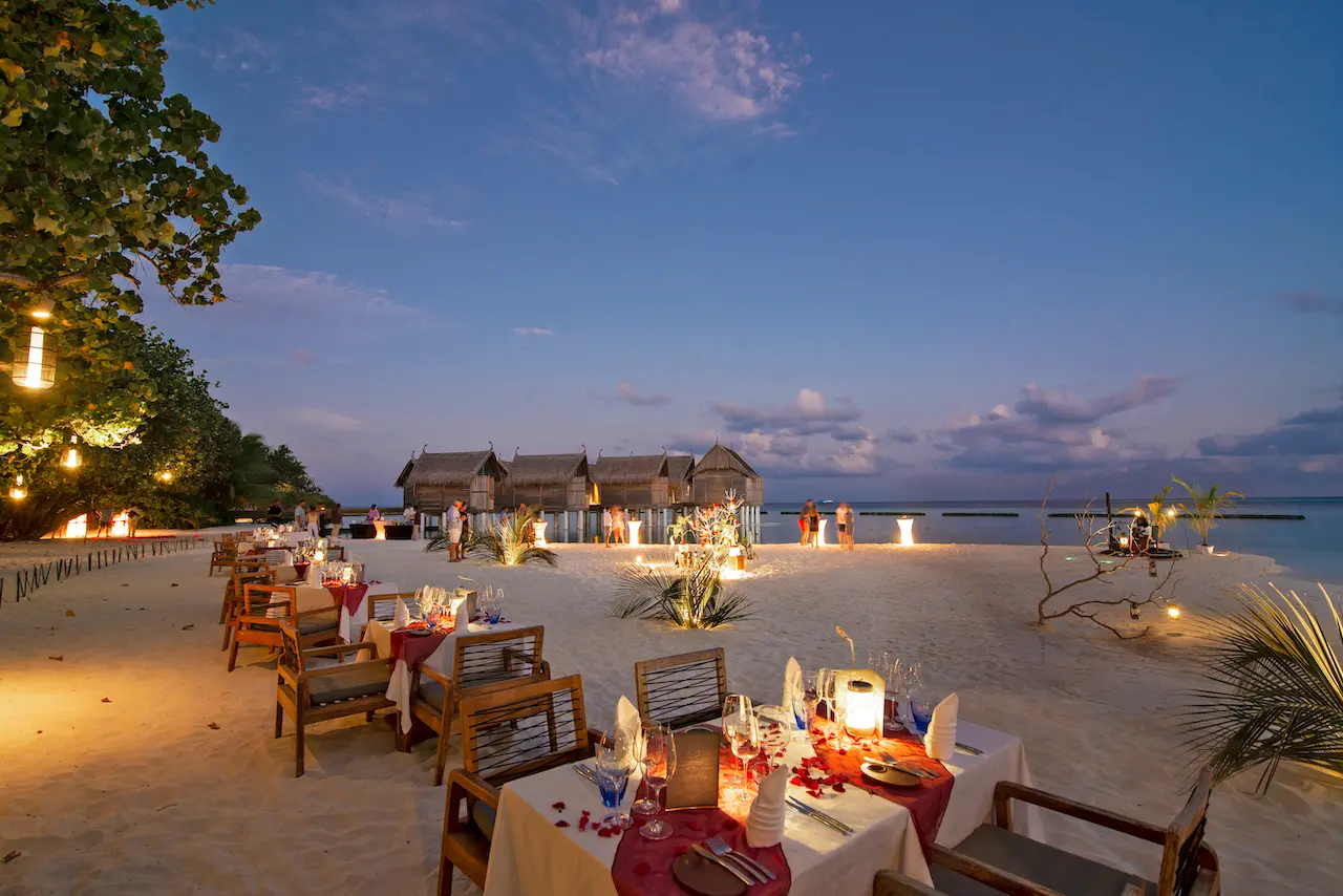 CONSTANCE MOOFUSHI