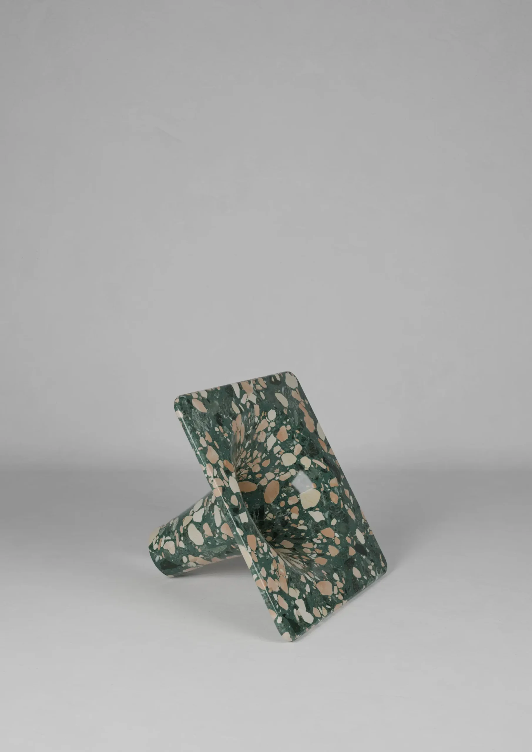 Ovre.design alla Milano Design Week ha presentato INFINITO