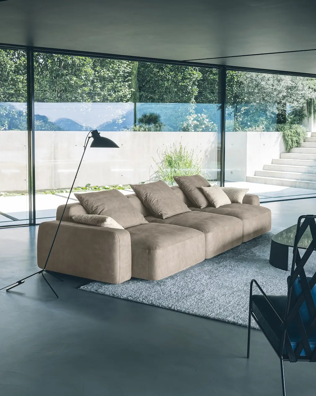 Un divano modulare dall’allure vintage ispirata agli anni ‘70: Dorvan è l’ultimo prodotto dei designer Matteo Thun & Antonio Rodriguez
