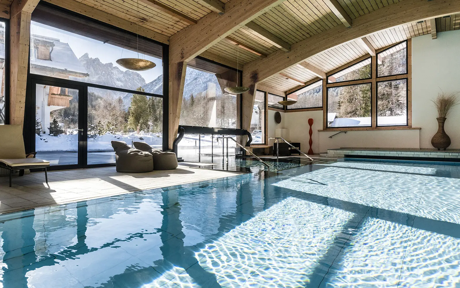 Piscina interna Bad Moos Hannes Niederkofler_HQ-0296