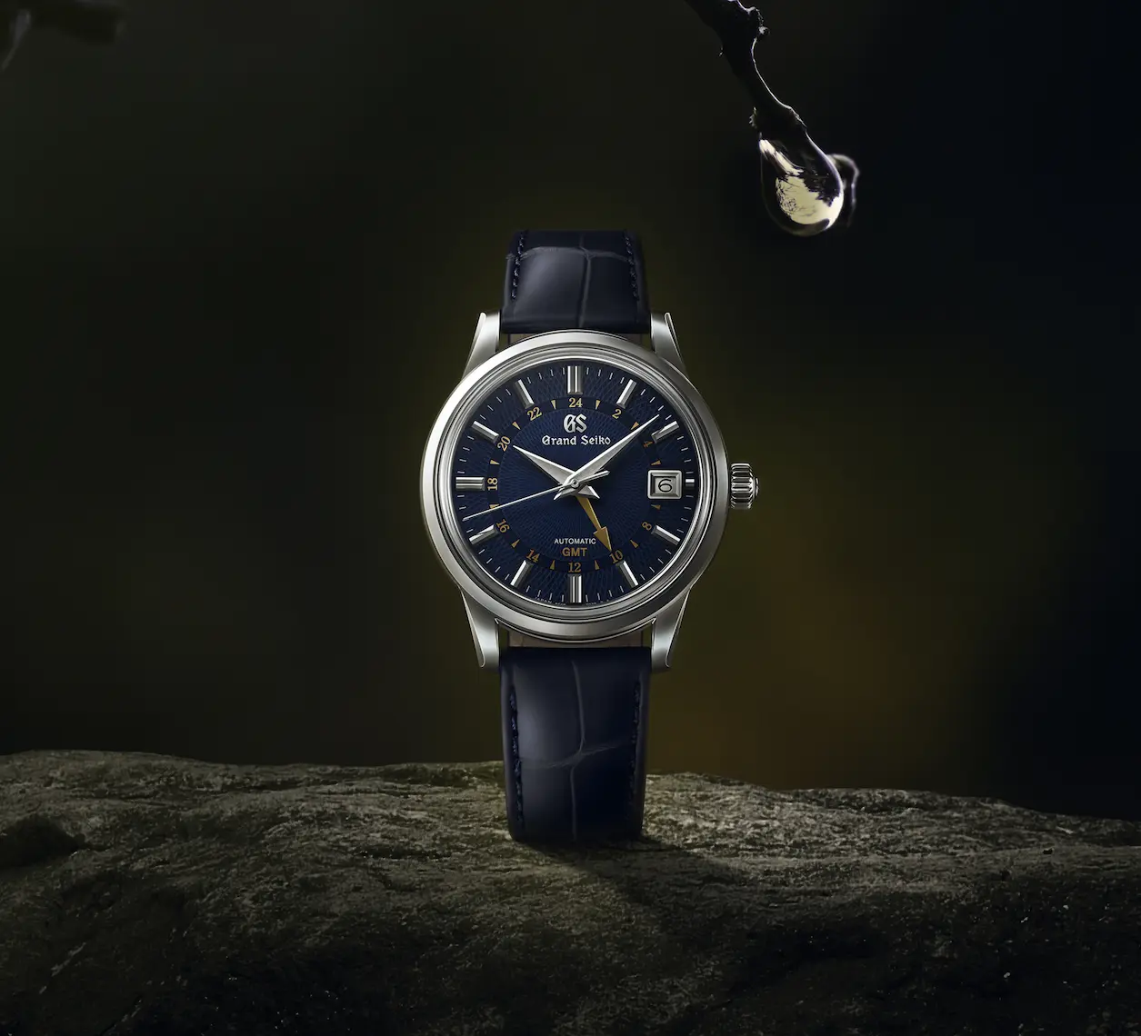 Grand Seiko SBGM257 “Moondrop”