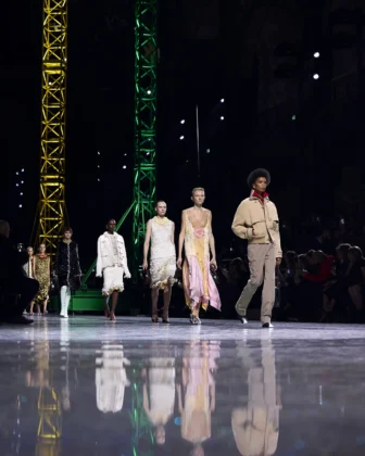 Il Grand Palais di Parigi ospita la sfilata Fall_Winter 2026 di Chanel