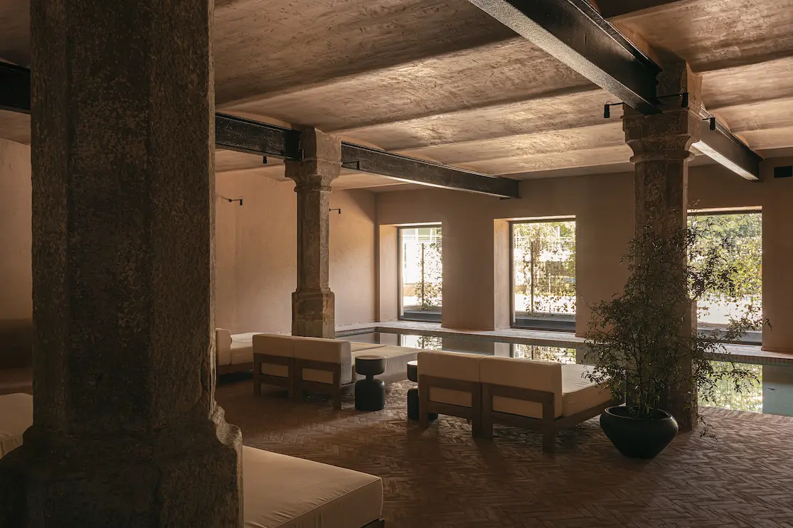 Hotel Elephant, indoor pool. Ph. Mattia Aquila