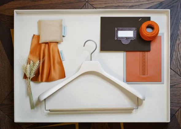 Toscanini progetta portabiti e accessori come parte integrante dell&rsquo;interios design