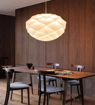 Carl Hansen & S&oslash;n presenta Begonya , una nuova lampada a sospensione