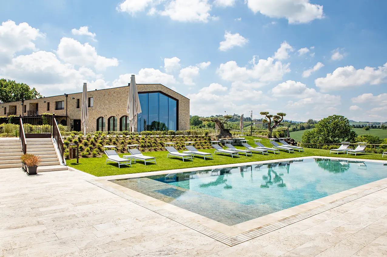 Oliveto sul lago piscina